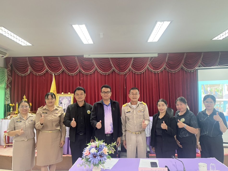 ประชุมการดำเนินโครงการอาสาสมัครบริบาลท้องถิ่น เพื่อดูแลผู้สูงอายุที่มีภาวะพึงพิง ประจำปีงบประมาณ พ.ศ.2570  ณ ห้องประชุมองค์การบริหารส่วนตำบลโนนสมบูรณ์ (ชั้น 2) เพื่อสรุปผลการดำเนินโครงการ ประจำปีงบประมาณ พ.ศ.2569 และขับเคลื่อนโครงการอาสาสมัครบริบาลท้องถิ่น อนุมัติแผนการดูแลรายบุคคล Clare Plan ปีงบประมาณ พ.ศ.2570 